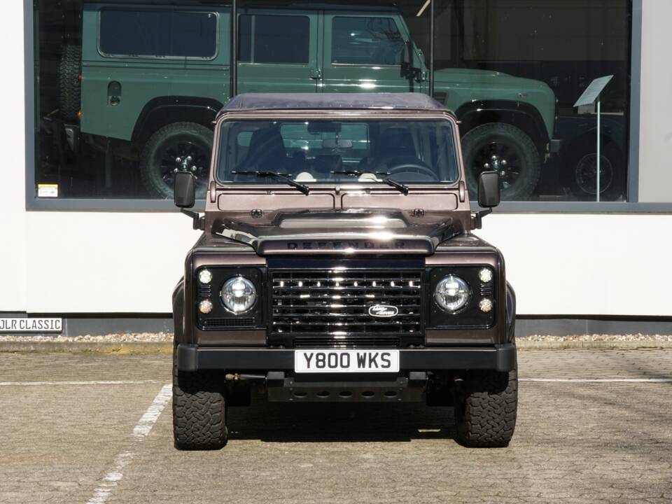 Bild 2/23 von Land Rover Defender 90 Works V8 (2014)