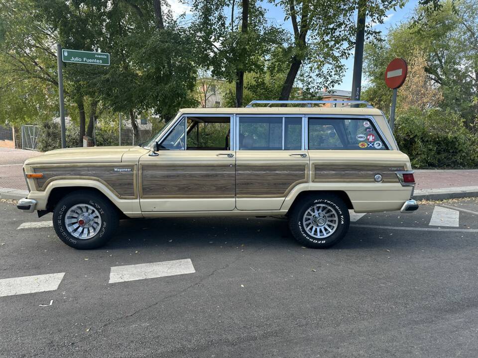 Bild 5/8 von Jeep Grand Wagoneer (1981)