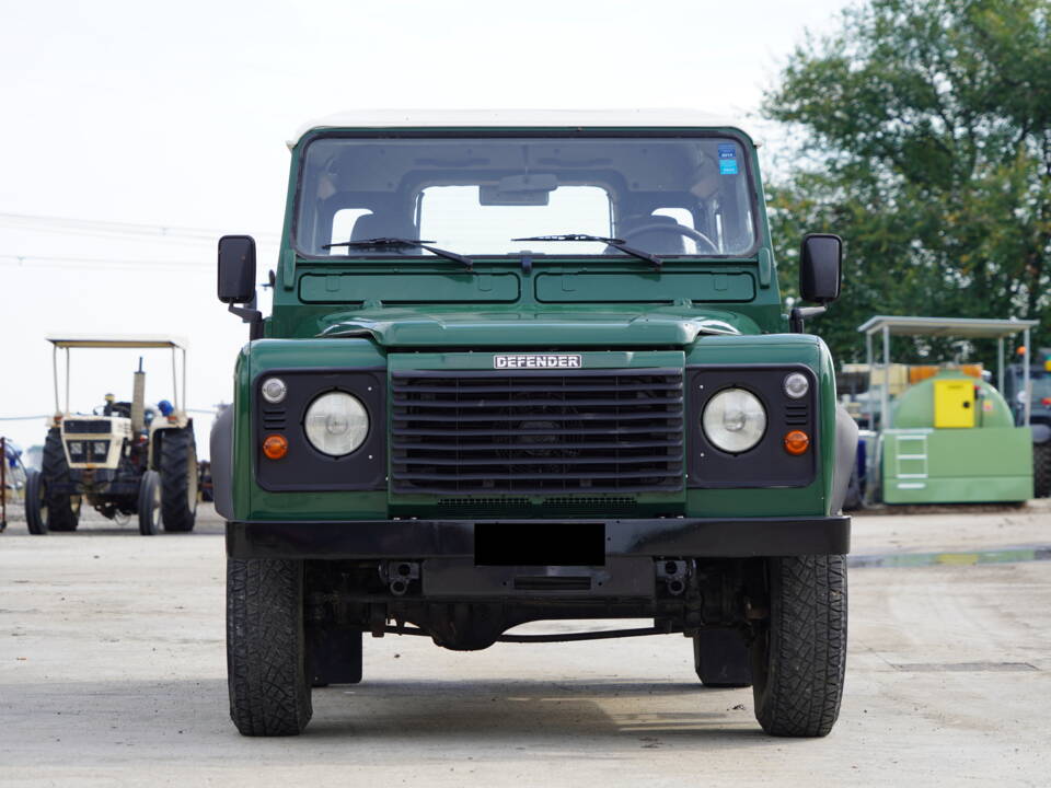 Image 2/12 of Land Rover Defender 90 Td5 (1999)