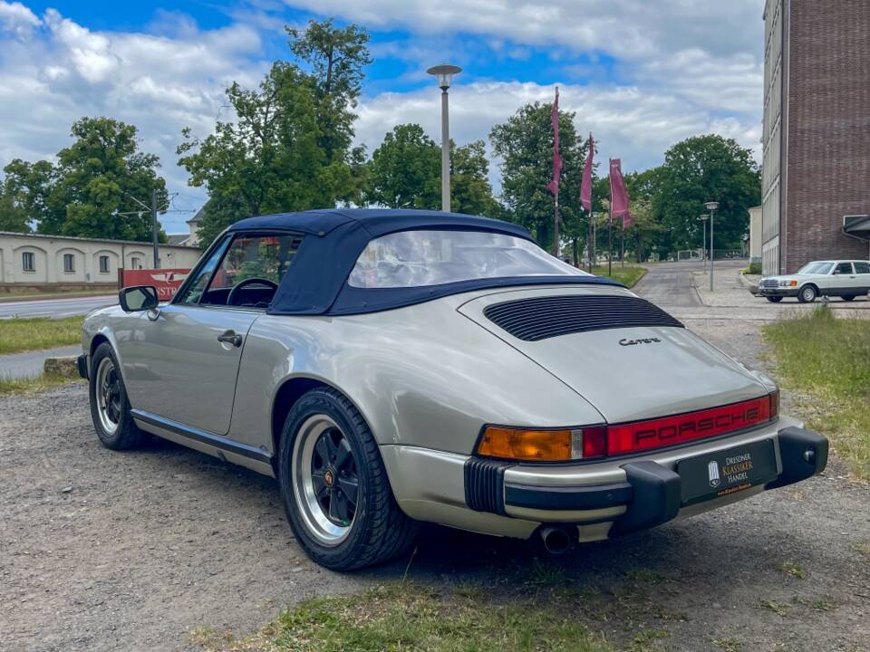 Imagen 15/31 de Porsche 911 Carrera 3.2 (1984)