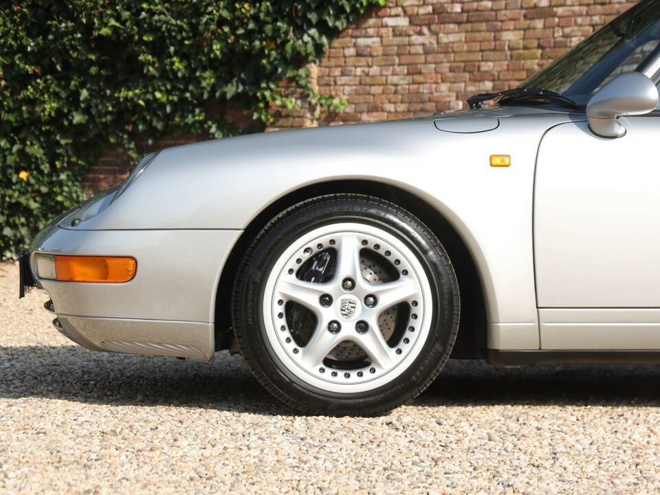Imagen 21/50 de Porsche 911 Carrera (1996)