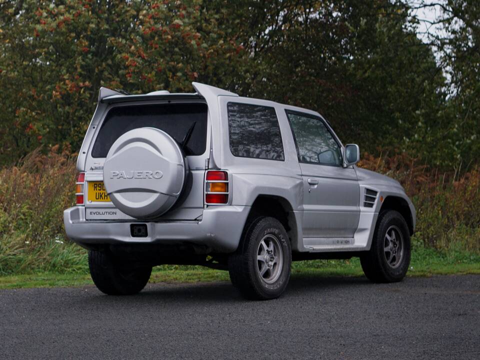 Bild 3/50 von Mitsubishi Pajero Evolution (1997)