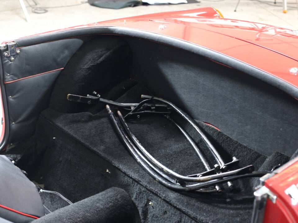 Image 41/49 of MG MGB (1966)