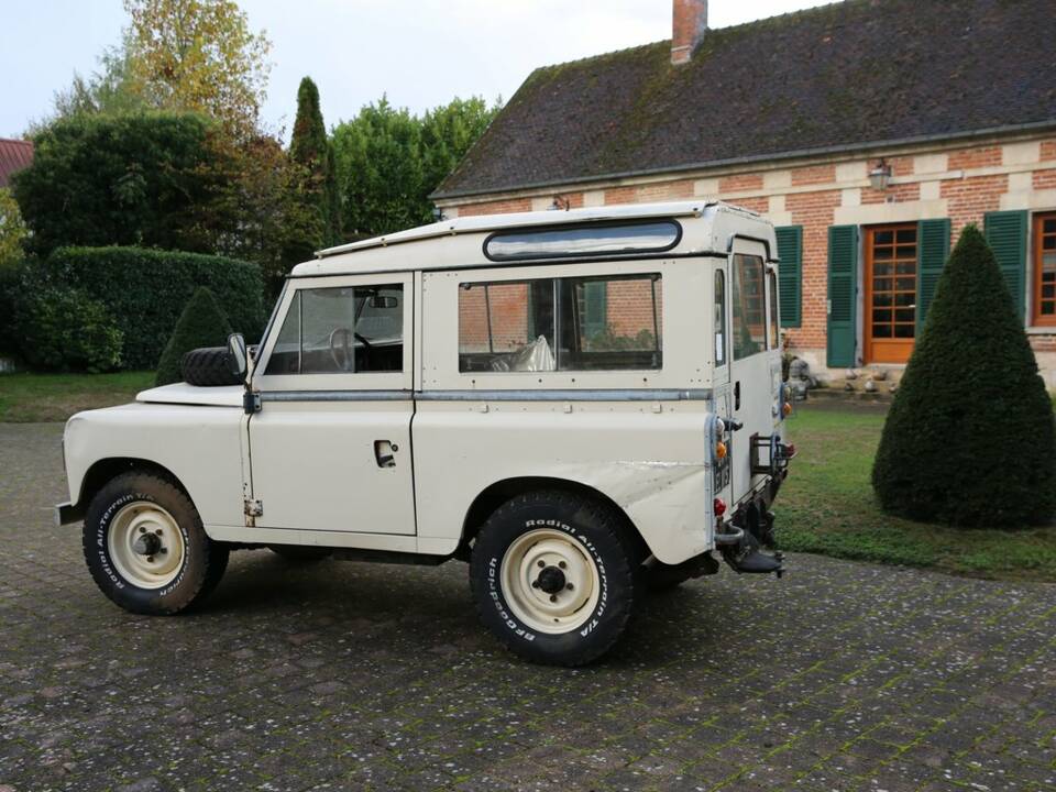 Image 8/8 de Santana Land Rover 88 (1979)