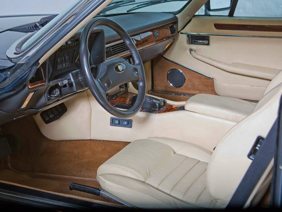 Imagen 16/20 de Jaguar XJ-S V12 (1989)