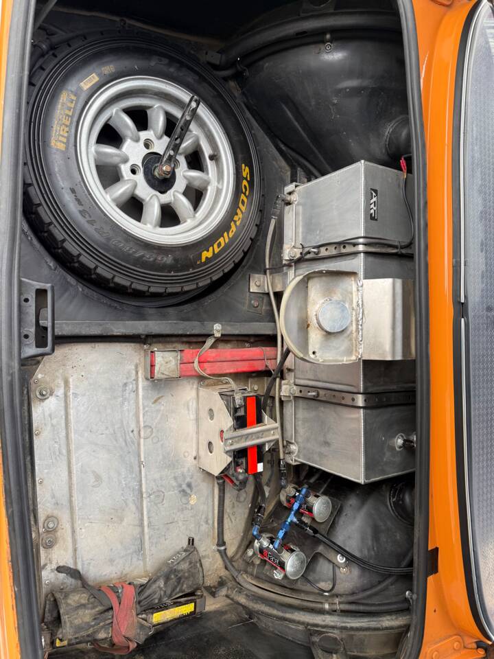 Image 9/36 of BMW 2002 turbo (1970)