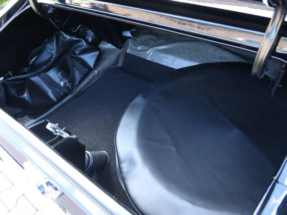 Image 41/50 of Ford Mustang 302 (1969)