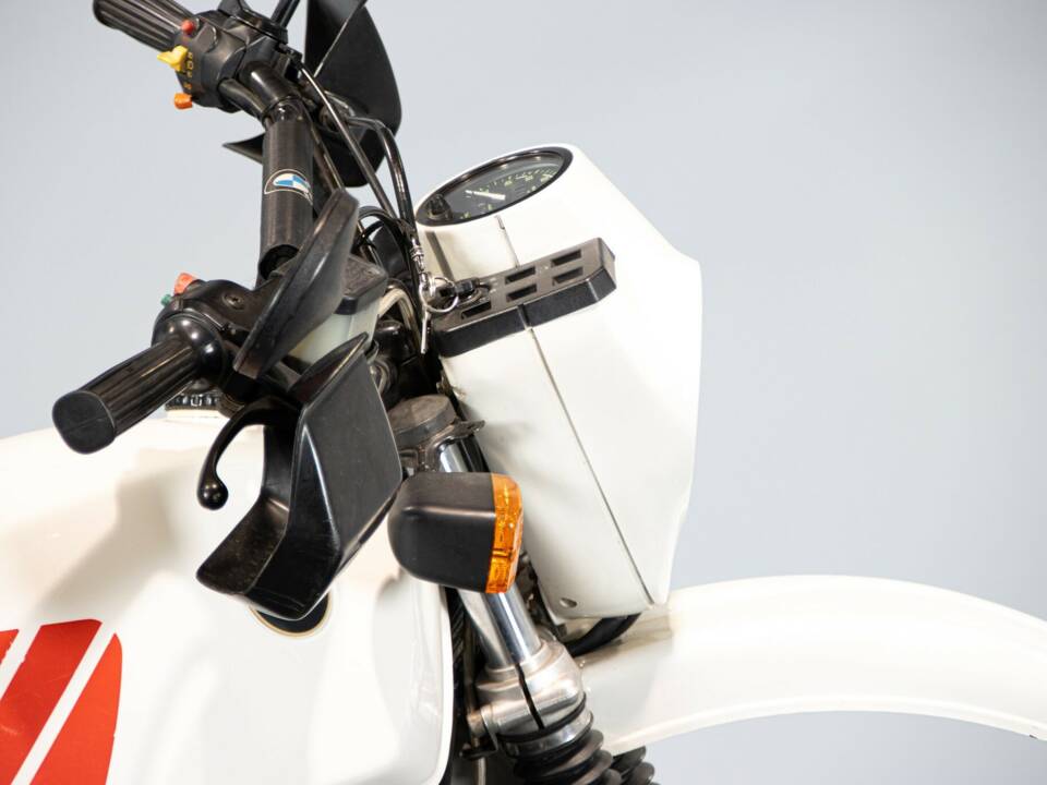 Image 10/50 of BMW R 65 GS (1989)