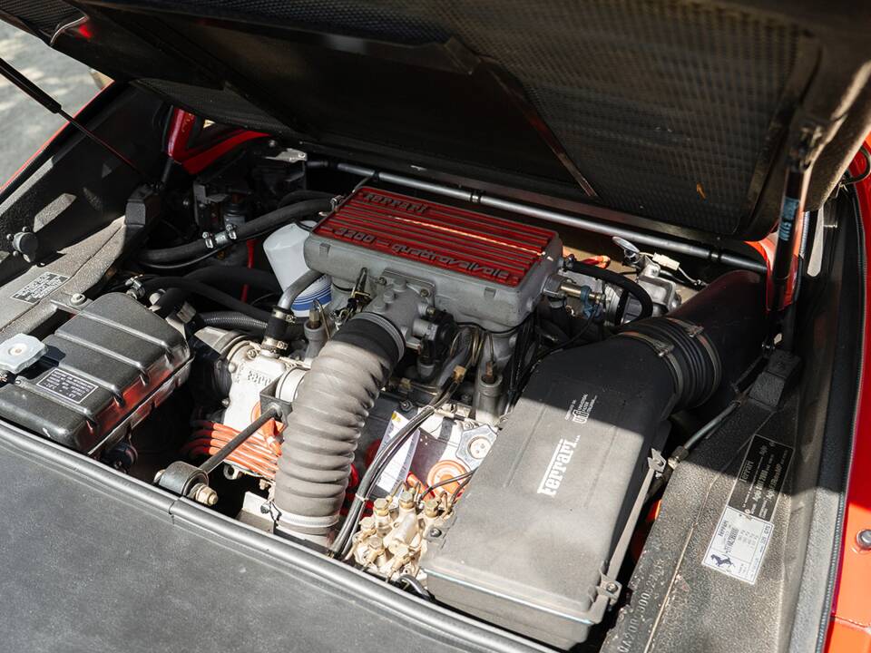 Bild 35/38 von Ferrari 328 GTS (1986)