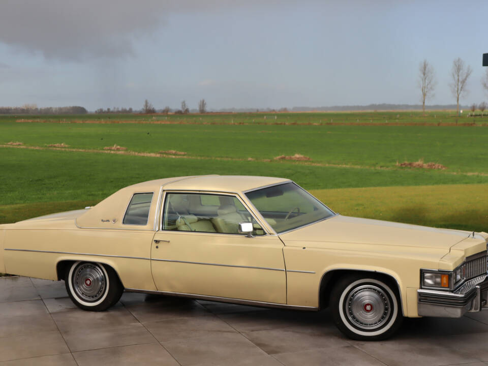 Afbeelding 5/50 van Cadillac Coupe DeVille (1977)