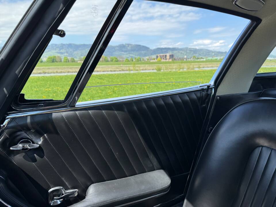 Afbeelding 32/39 van ISO Grifo GL 350 (1967)