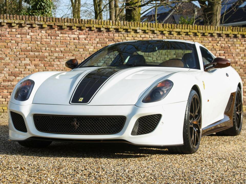 Image 13/50 de Ferrari 599 GTO (2011)