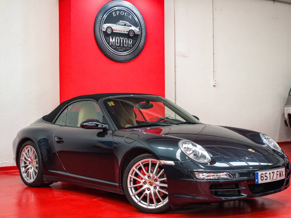 Image 1/48 of Porsche 911 Carrera 4S (2007)
