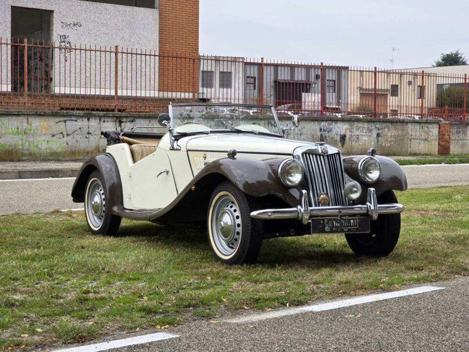 Bild 37/50 von MG TF (1954)