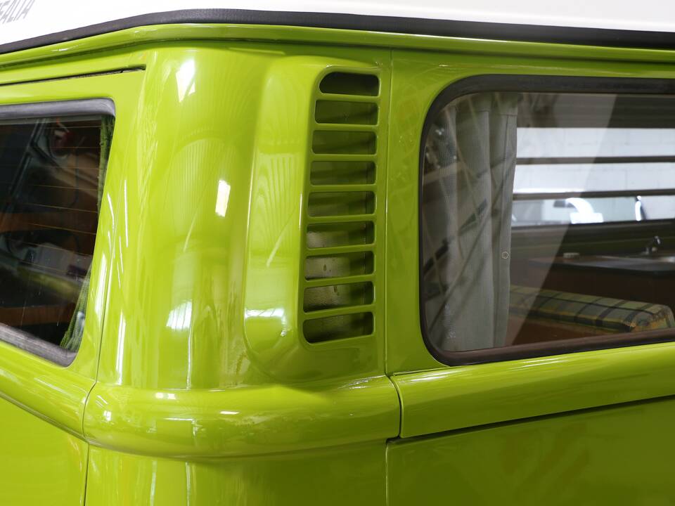 Afbeelding 23/25 van Volkswagen T2b Camper (1979)