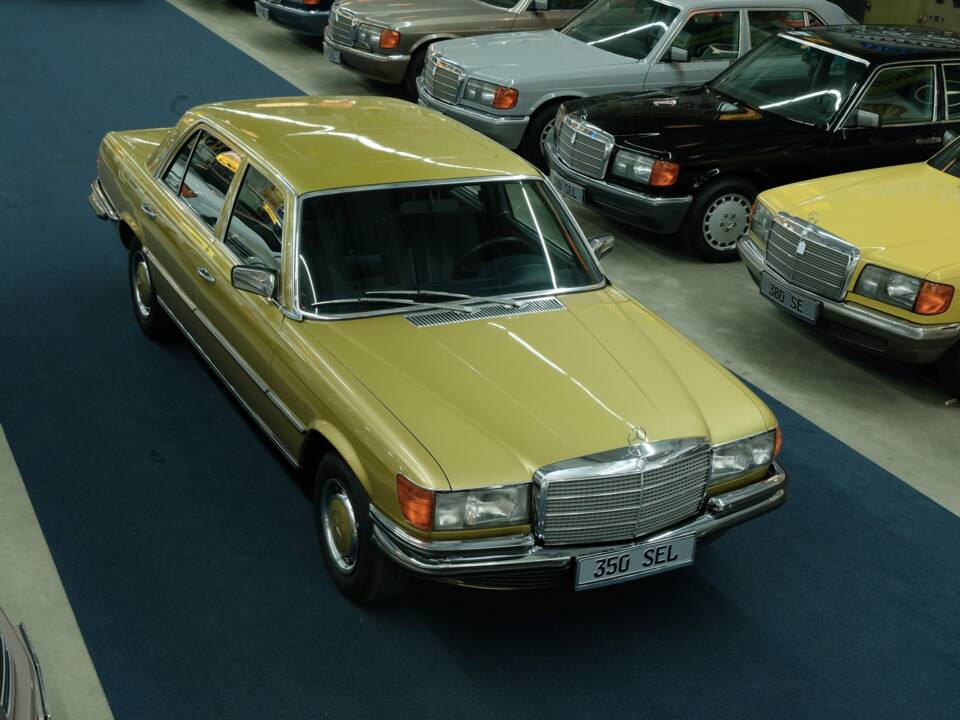 Image 75/76 of Mercedes-Benz 350 SEL (1977)