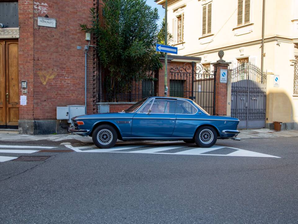 Image 3/56 of BMW 2800 CS (1969)