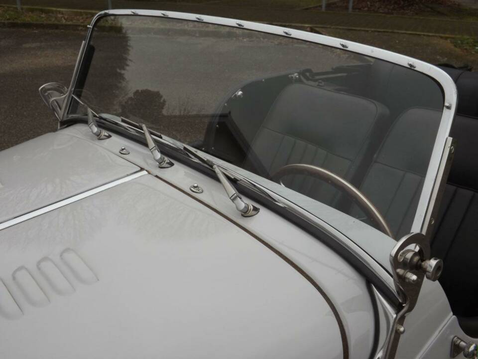 Bild 11/50 von Morgan 4/4 1600 (1985)