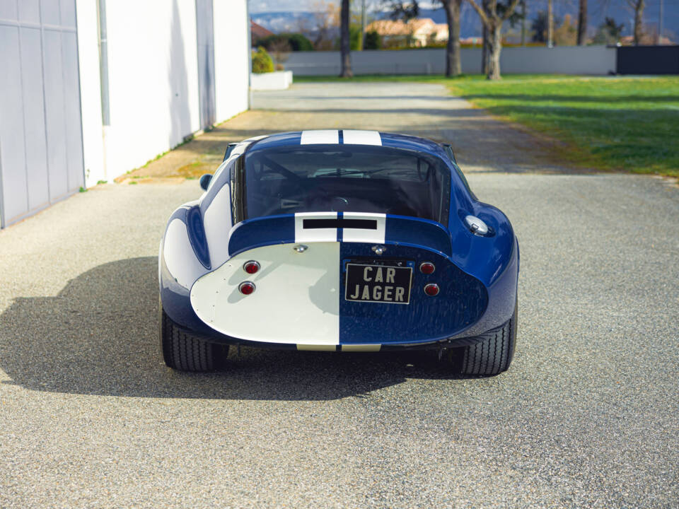 Imagen 4/15 de Shelby Daytona Cobra Coupe (1964)