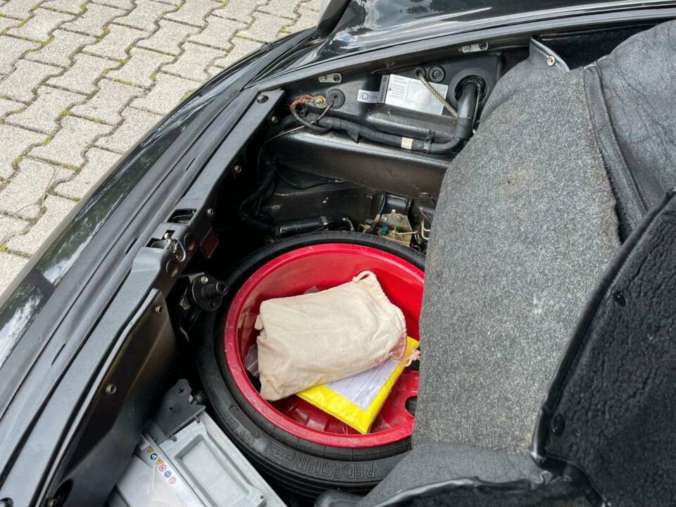 Bild 19/20 von Porsche 911 Carrera 4 (1990)