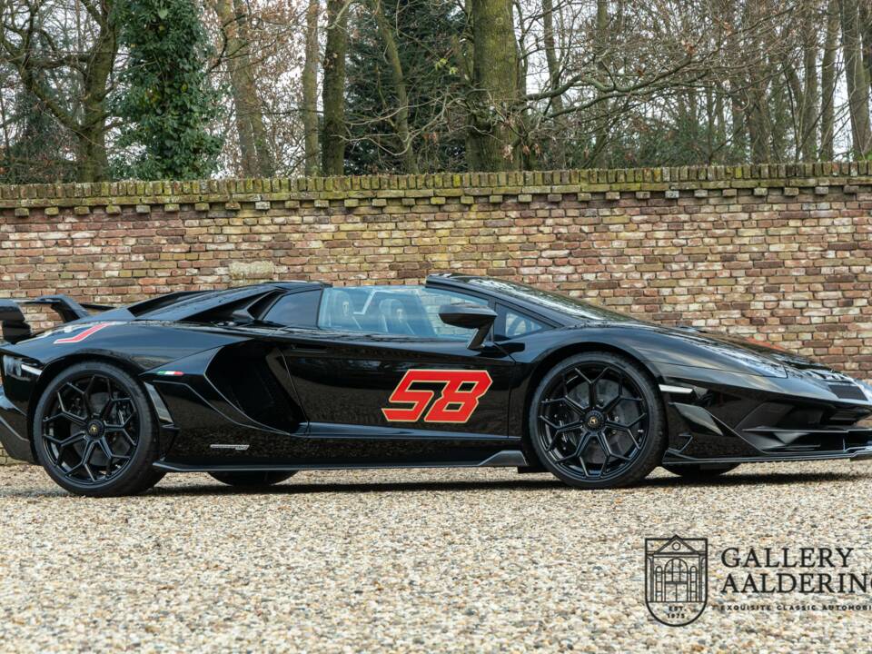 Afbeelding 40/50 van Lamborghini Aventador LP 770-4 SVJ Roadster (2020)