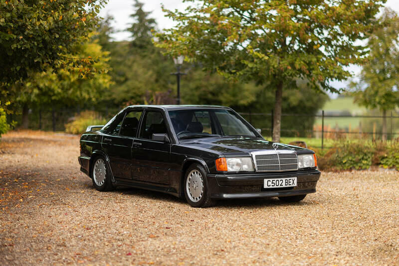 Image 39/50 de Mercedes-Benz 190 E 2.3-16 (1985)