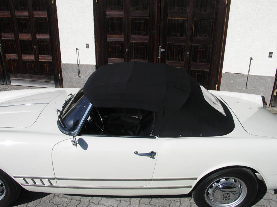 Image 36/40 of Alfa Romeo 2000 Spider (1959)