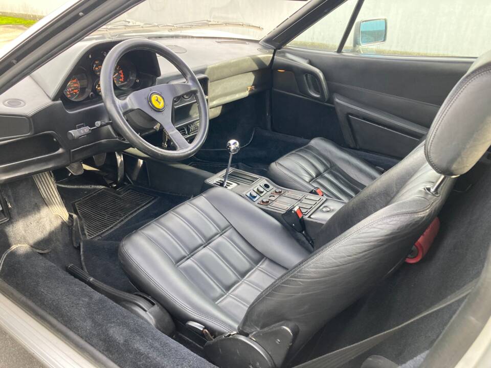 Image 15/18 of Ferrari 328 GTS (1986)