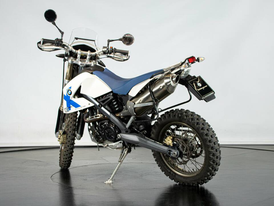 Image 2/50 de BMW DUMMY (2007)