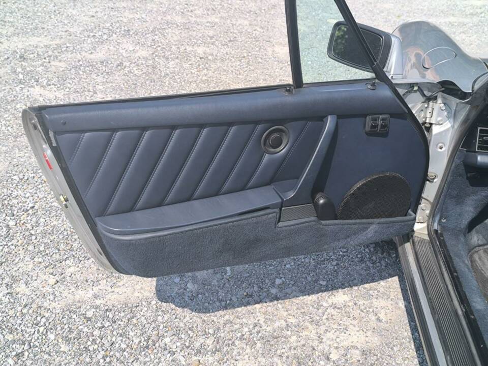 Bild 22/40 von Porsche 911 Carrera 3.2 (WTL) (1986)