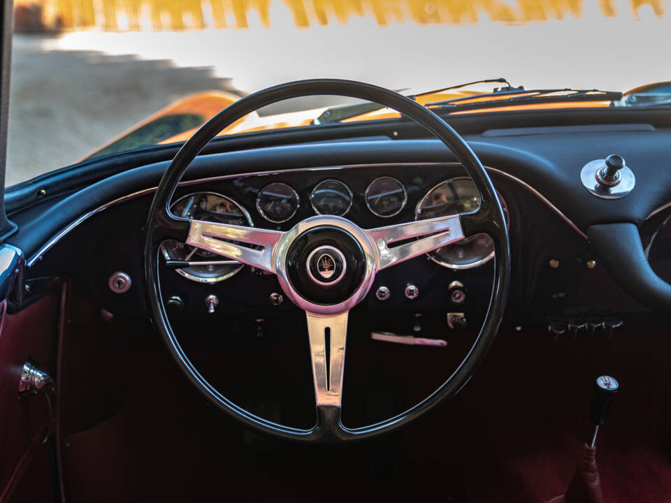Image 29/37 of Maserati 3500 GT Touring (1960)