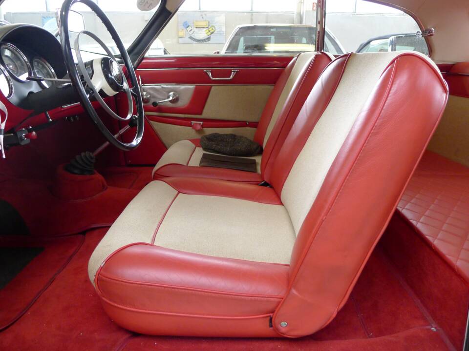 Image 19/31 of Alfa Romeo Giulietta Sprint (1962)
