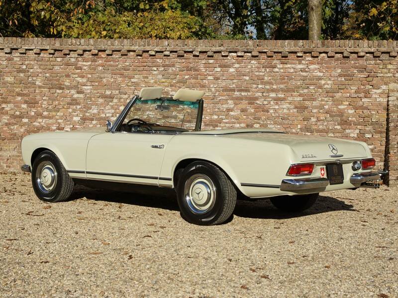 Bild 21/50 von Mercedes-Benz 230 SL (1967)