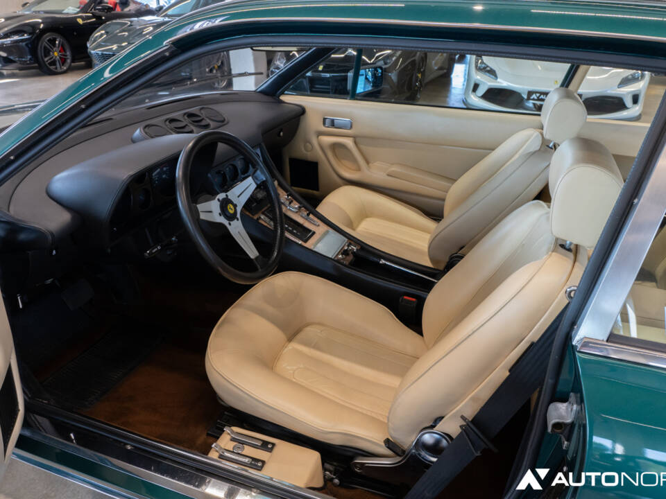 Image 36/49 of Ferrari 400i (1982)