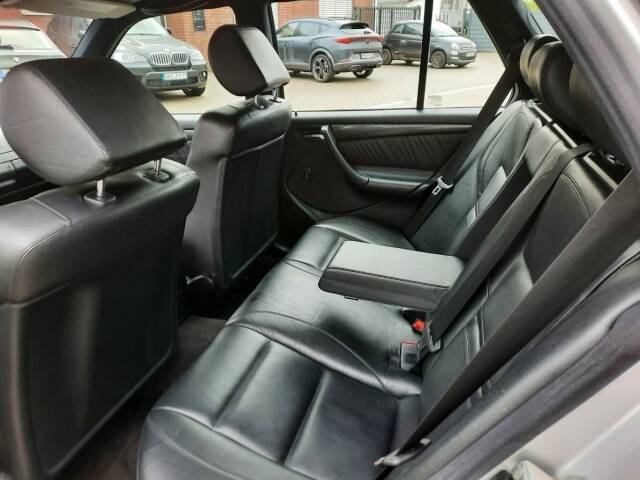 Bild 15/19 von Mercedes-Benz C 43 AMG T (1999)