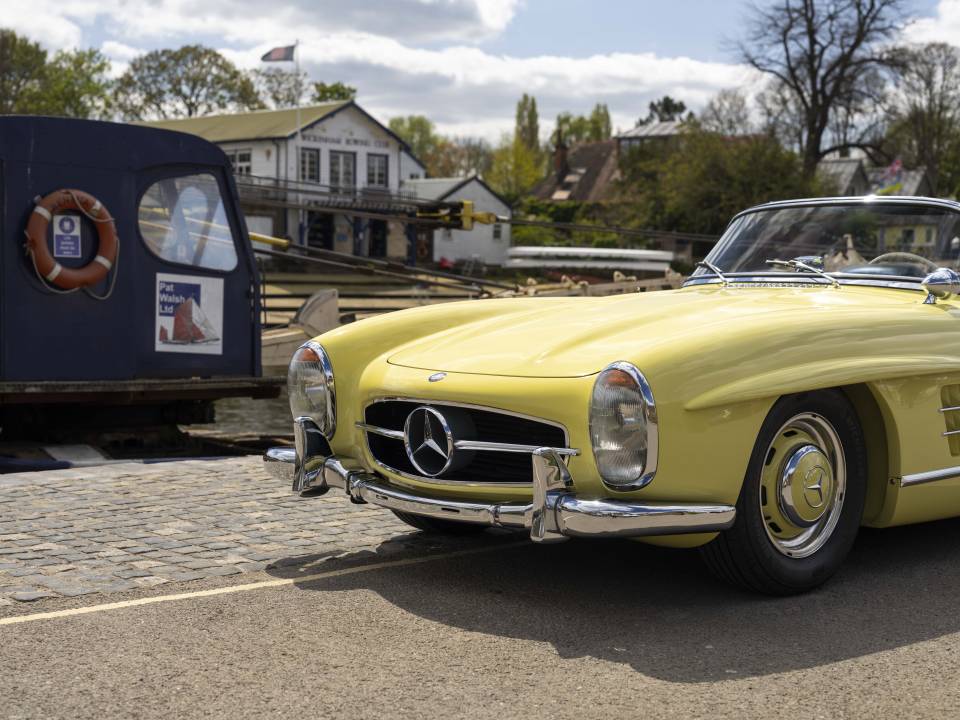 Image 11/43 of Mercedes-Benz 300 SL Roadster (1957)