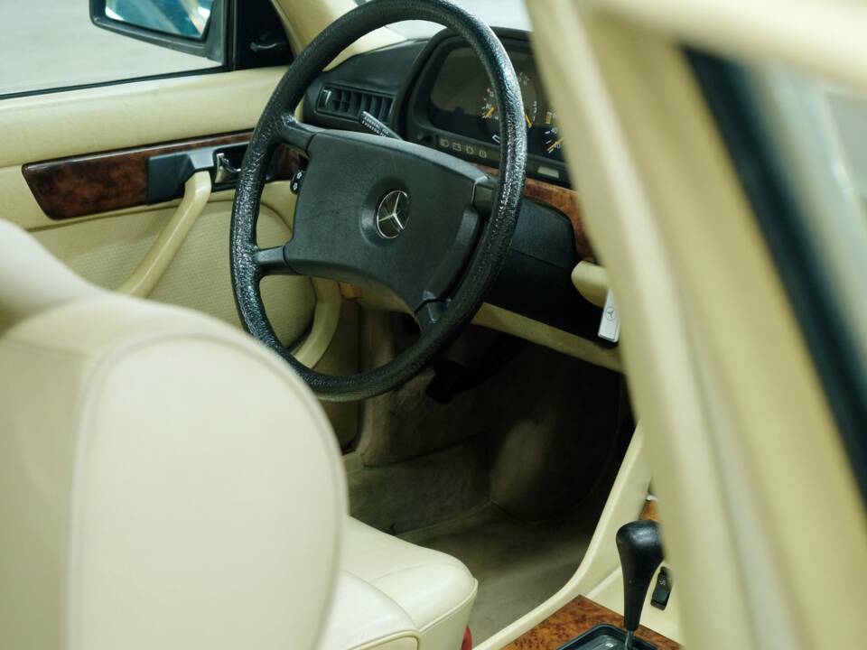 Bild 28/50 von Mercedes-Benz 500 SEL (1983)