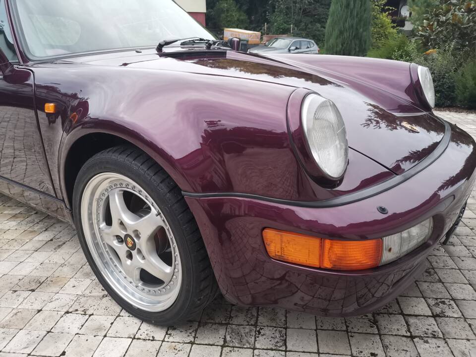 Image 5/51 of Porsche 911 Carrera 2 (WTL) (1990)