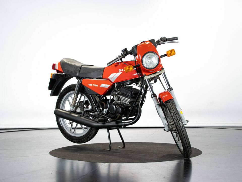 Image 6/50 of Gilera 125 TG-1 (1979)