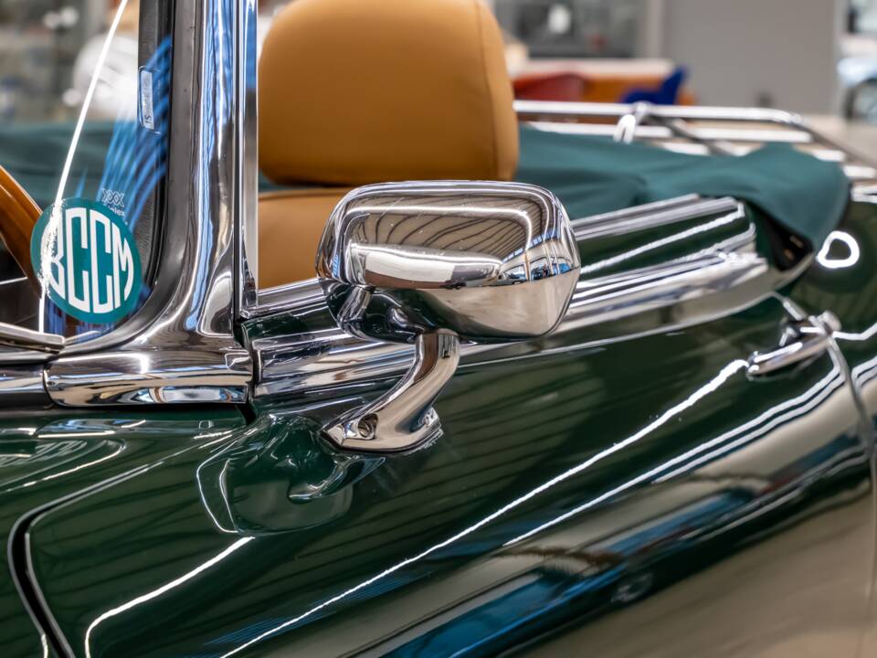 Image 24/34 de Jaguar Type E V12 (1972)