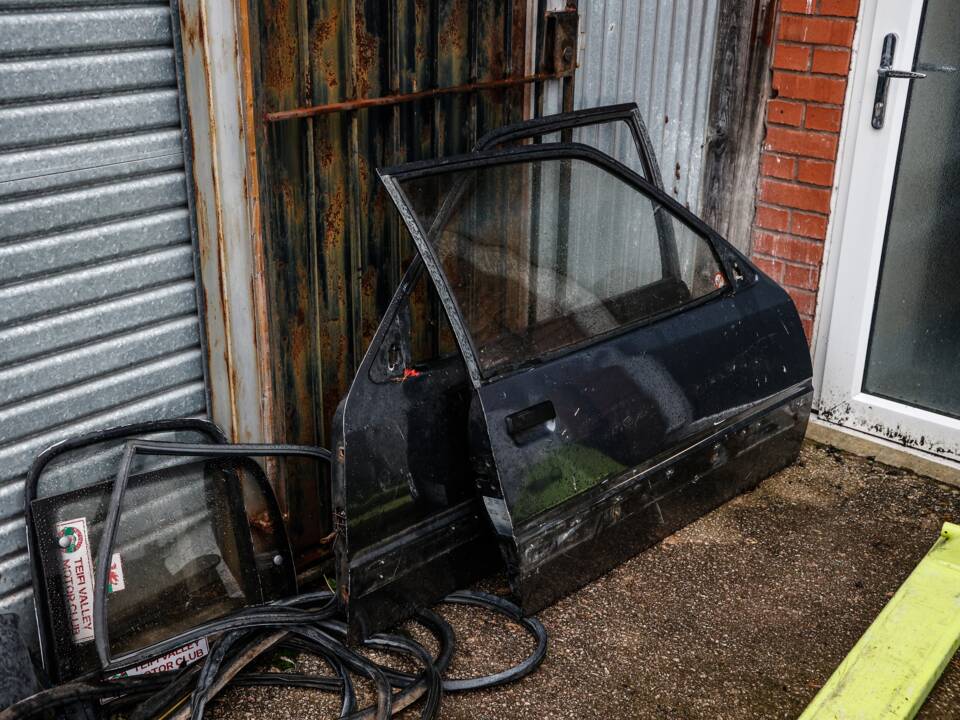 Imagen 38/44 de Peugeot 205 GTi 1.9 (1987)