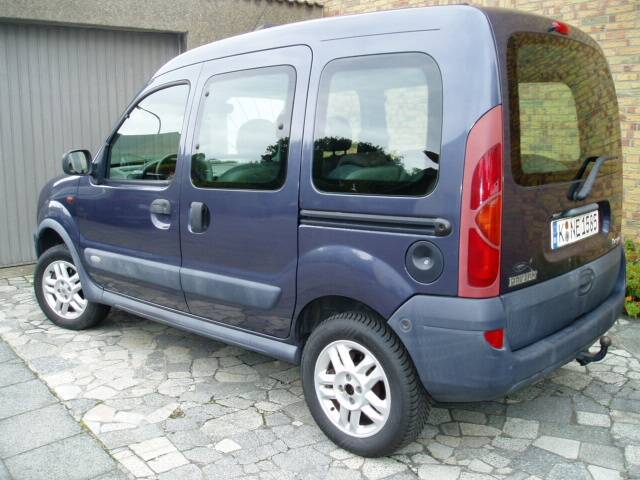 Bild 2/12 von Renault Kangoo 1.6 16V 4x4 (2002)