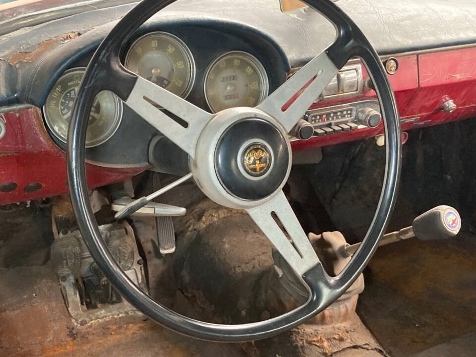 Image 7/22 of Alfa Romeo Giulietta Sprint (1958)