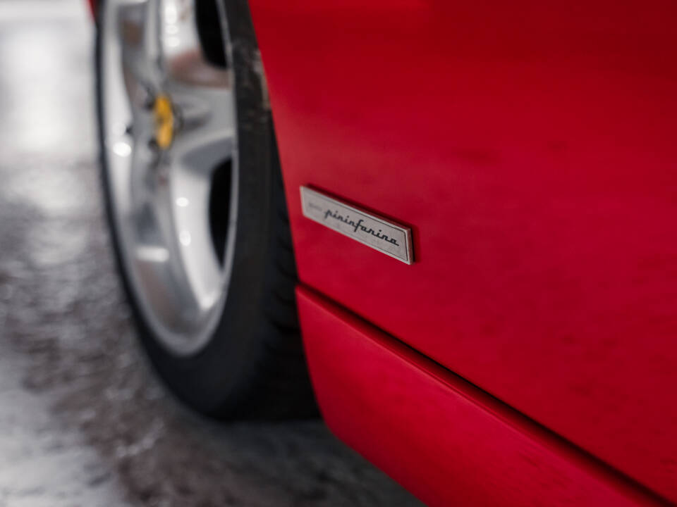 Afbeelding 19/46 van Ferrari F 355 Berlinetta (1997)