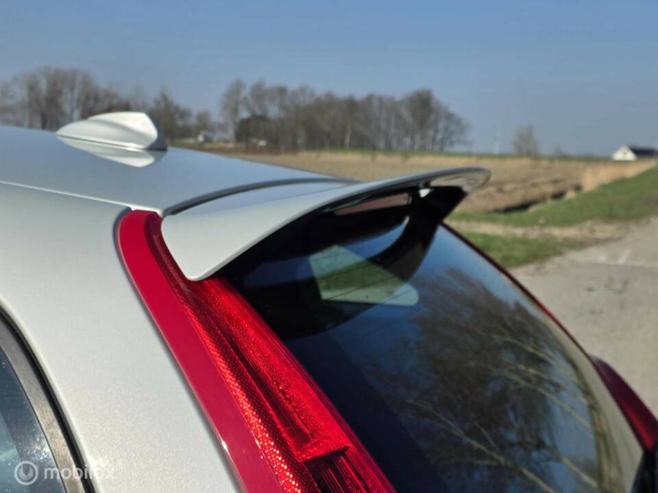 Imagen 13/32 de Volvo C30 2.0 (2007)