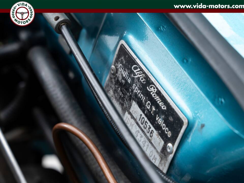 Image 12/15 de Alfa Romeo Giulia 1600 Sprint GT Veloce (1967)