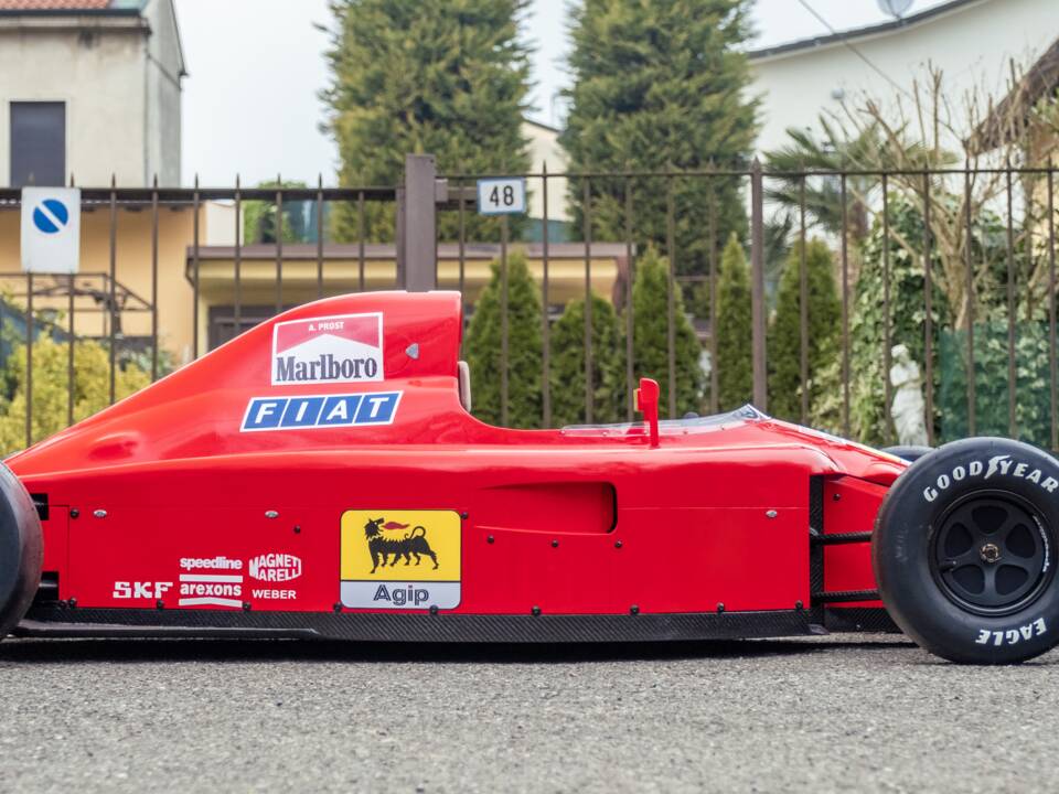 Image 4/85 of Ferrari 641 (1990)