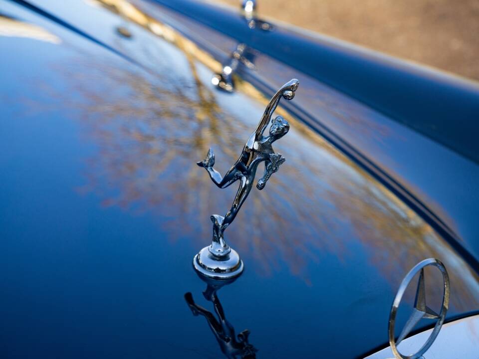 Image 19/29 de Mercedes-Benz 220 SE b (1966)