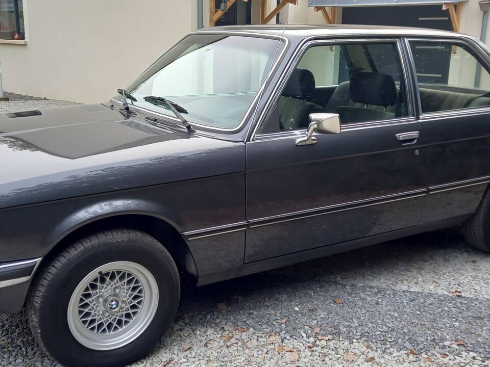 Afbeelding 20/21 van BMW 320&#x2F;6 (1981)