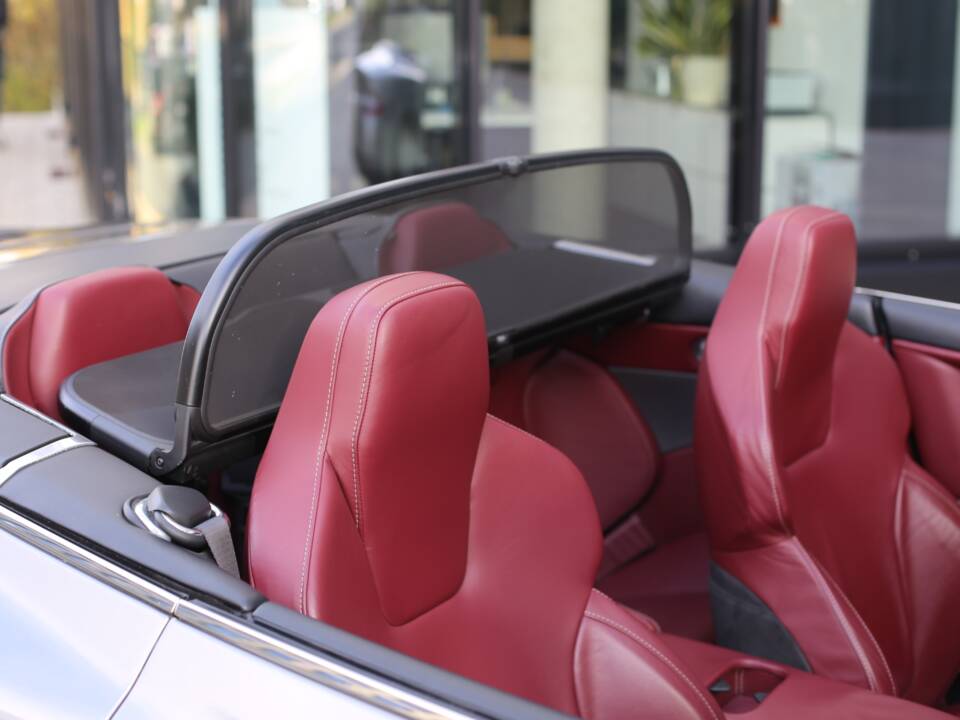 Bild 16/47 von Aston Martin DB 9 Volante (2006)